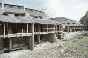 Freiburg: Bauvorhaben Kartäuserstraße; runde Wohnblocks; Vorderansichten