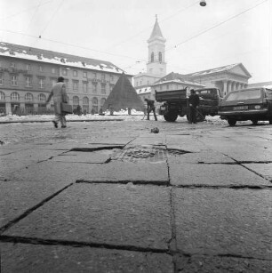 Frostschäden auf dem Karlsruher Marktplatz