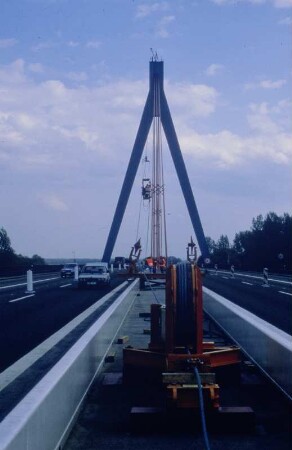 Brückenseilbesichtigungsgerät, Einsatz an der Rheinbrücke Speyer