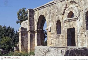 Qala^BJt Sema^BJn & Qala^BJt Sima^BJn, Südbasilika, Ostfassade