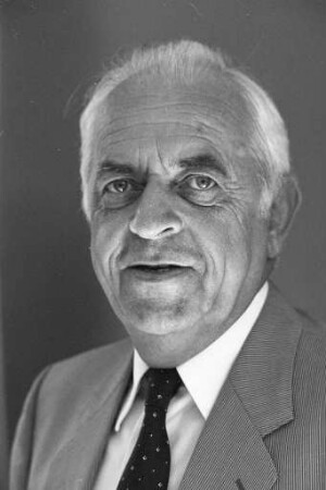Ruhestand für den Leiter der Engelbert-Bohn-Schule Oberstudiendirektor Gerhard Mössinger
