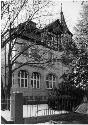Villa mit Ausstattung und Einfriedung; Bad Homburg, Landgrafenstraße 24b