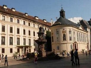 Innenhof der Prager Burg