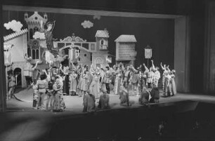Szenenbilder aus "Boccaccio", Operette in drei Akten von Franz von Suppé mit Libretto von Camillo Walzel und Richard Genée. Komische Oper Berlin, 13.04.1973