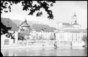 Keine Beschreibung [Solothurn: Kathedrale mit Aare]