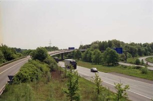 Bundesautobahn 24: Kreuz Hamburg-Ost, links Zubringer der Bundesautobahn 1 aus Richtung Hamburg
