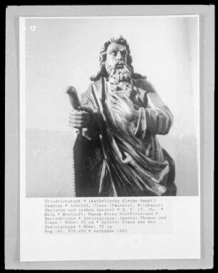 Christus und sieben Apostel — Statue