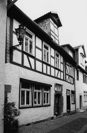 Wohnhaus, Fachwerk; Gelnhausen, Pfarrgasse 8