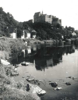 Colditz. Schloss. Ansicht über die Mulde von Nordwesten