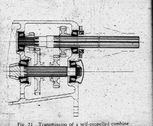 Transmission of a self-propelled combine