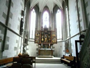 Rieden-Chor Innen (Gotischer Hochchor)-Ansicht nach Osten mit Ausstattung sowie Hochaltar (mit Tryptichon) in Übersicht