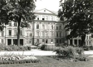 Görlitz, Wilhelmsplatz 5. Joliot-Curie-Gymnasium (ehemals Kunstgewerbeschule) (1873/1873)