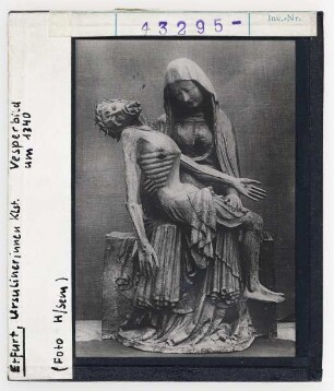 Erfurt, Ursulinenkloster: Pietà. Um 1340