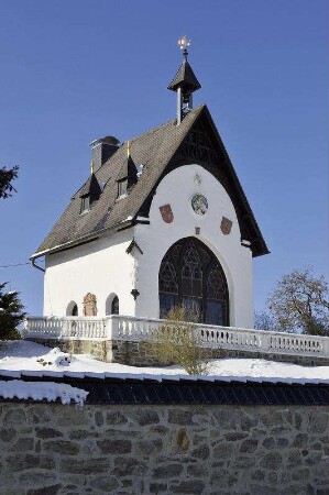 Sachgesamtheit Villa 'Dreieich' (Villa 'Dreieich' mit Kapelle, Turm und Park); Weilrod, Parkstraße 5, Parkstraße 9, Parkstraße 7, Bornwiese
