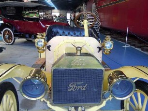 Fahrzeugmuseum - Ford Tin Lizzie