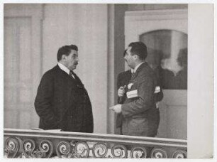 Lausanner Abrüstungskonferenz. Der französiche Premierminister Édouard Herriot im Hotel Beau Rivage. links: Édouard Herriot, rechts: Bizot (Sekretär)
