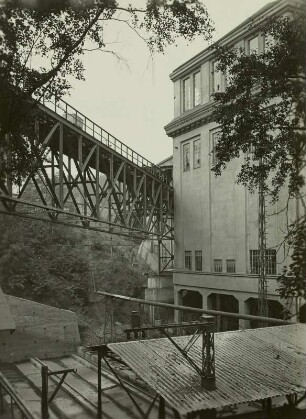 Oelsnitz/Erzgebirge. Gewerkschaft Deutschland. Kettenbahn und Südfront der Kohlewäsche