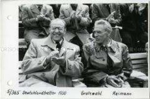 Otto Grotewohl und Max Reimann beim Deutschlandtreffen im Walter-Ulbricht-Stadion