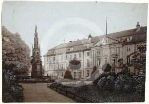 Universität Greifswald mit Rubenow Denkmal