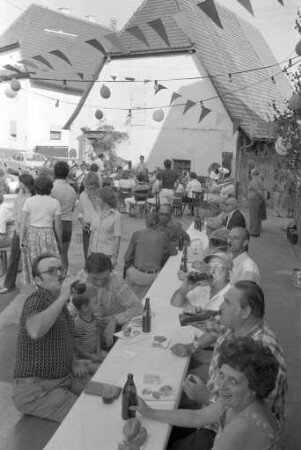 3. Straßenfest der Grötzinger "Kulturgemeinschaft Musik und Gesang" im historischen Oberviertel von Grötzingen
