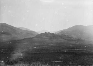 Felder : Blick auf eine hügelige Landschaft mit zahlreichen Ackerflächen