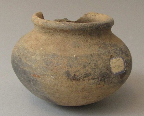 Clay vessel