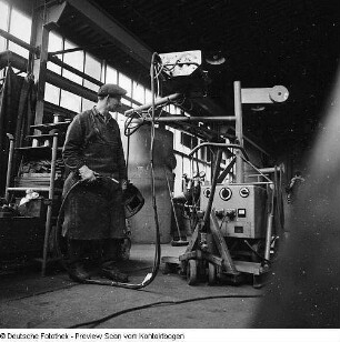 Handwerk und halbstaatliche Betriebe