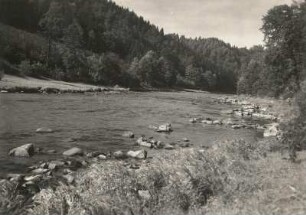 Mittelsächsisches Bergland. Zschopautal abwärts, bei der Lauenhainer Mühle (seit 1930 vom Stausee Kriebstein überflutet)