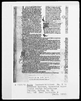 Johannes Andreae, Apparatus super librum sextum Decretalium — Zwei Initialen Q, Folio 14recto