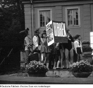Leistungsvergleich der Tanzgruppen (in der Jungen Garde?)