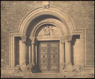 Garnisonkirche, Hannover: Ansicht des Portals
