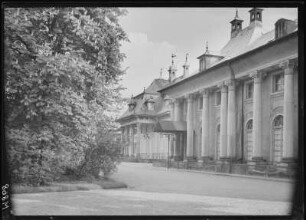 Schloss Pillnitz, Wasserpalais, Gartenseite, Mittelbau und Westtrakt