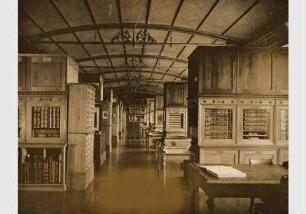 Aufstellung des Kupferstichkabinetts im Blauen Saal des Neuen Museums