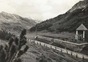 Dolomiten. Kleiner Friedhof in einem Dolomitental