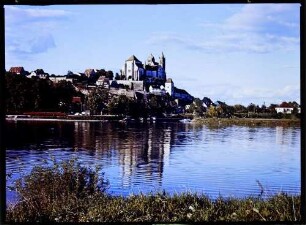 Breisach: Rhein mit Münster, vom elsässischen Ufer
