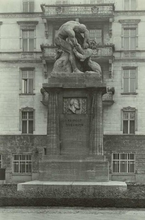 Rudolf Virchow-Denkmal