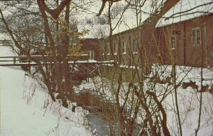 Mühle im Winter: Bachlauf