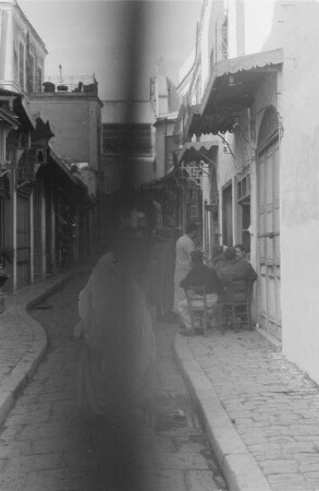 Straße in Tripolis : Blick in eine Straße in Tripolis
