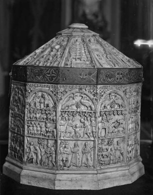 Byzantinischer Elfenbeinkasten