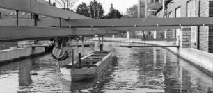 Modell auf dem Freigelände der Bundesanstalt für Wasserbau Karlsruhe (BAW)
