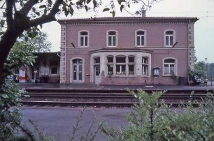 Niefern Empfangsgebäude