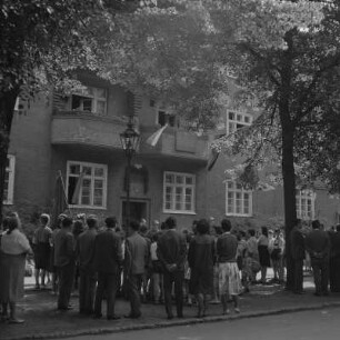 Gedenkfeier zum 80. Geburtstag von Georgi Dimitroff in Berlin - Adlershof.