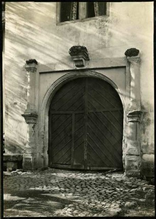 Tor des herrschaftlichen Hofes