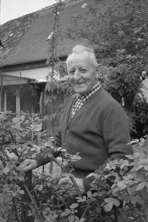Verabschiedung des langjährigen Mitarbeiters beim städtischen Gartenbauamt Wilhelm Blattert