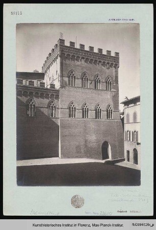 Palazzo Salimbeni, Siena
