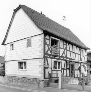 Fachwerkwohnhaus; Ortenberg, Hauptstraße 50