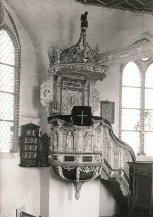 Kanzel : Kanzel (1618). Dorf Mecklenburg, Kirche