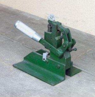 Handstanze/Stanz-Maschine