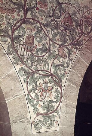 Rankenwerk mit Halbfiguren von Heiligen