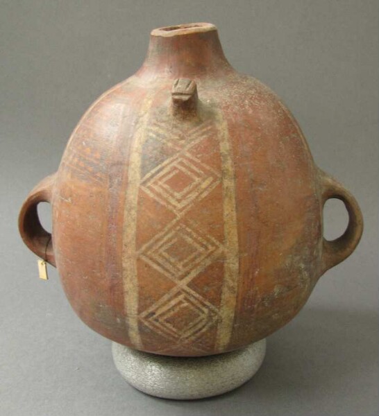 Clay vessel